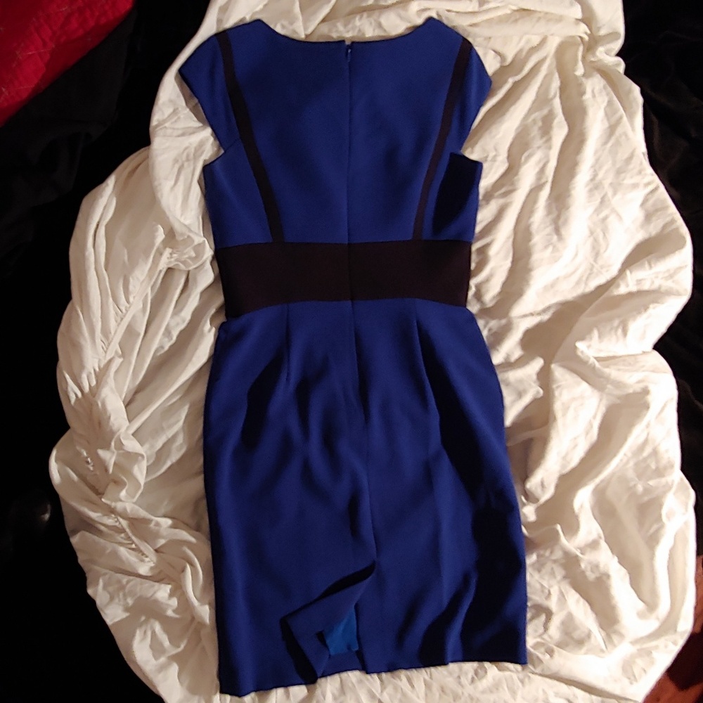 Tahari Aurthur S Levine Royal Blue Dress